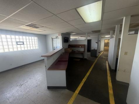 202 43RD Street Moline IL 61265