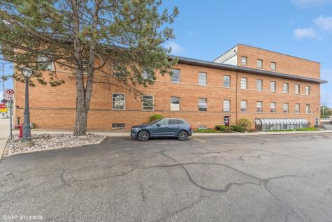 102 North Cook Street Barrington IL 60010