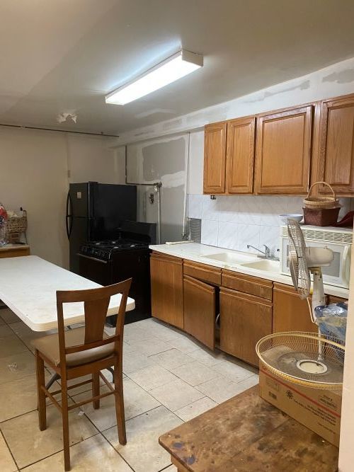 621 East 75th Street Chicago IL 60619