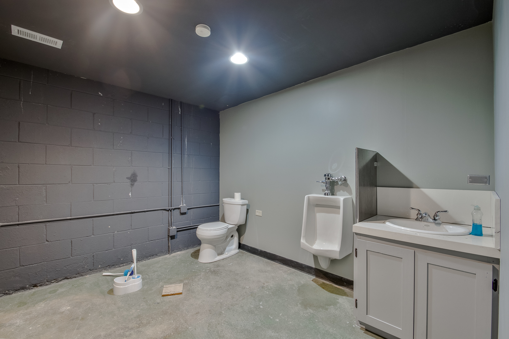 7409 West Irving Park Road Chicago IL 60634