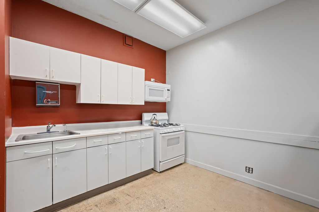 5940 West Montrose Avenue Chicago IL 60634