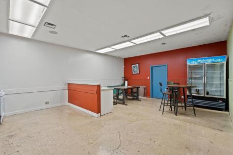 5940 West Montrose Avenue Chicago IL 60634