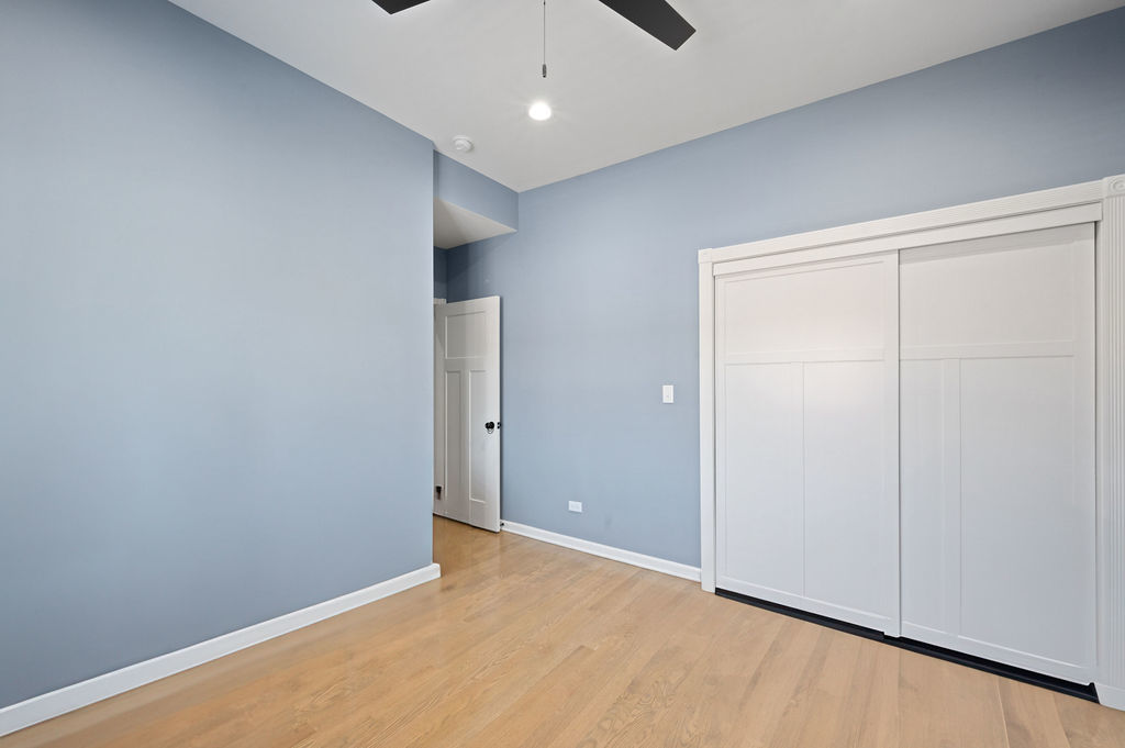 5940 West Montrose Avenue Chicago IL 60634