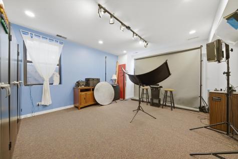1733 West Lawrence Avenue Chicago IL 60640