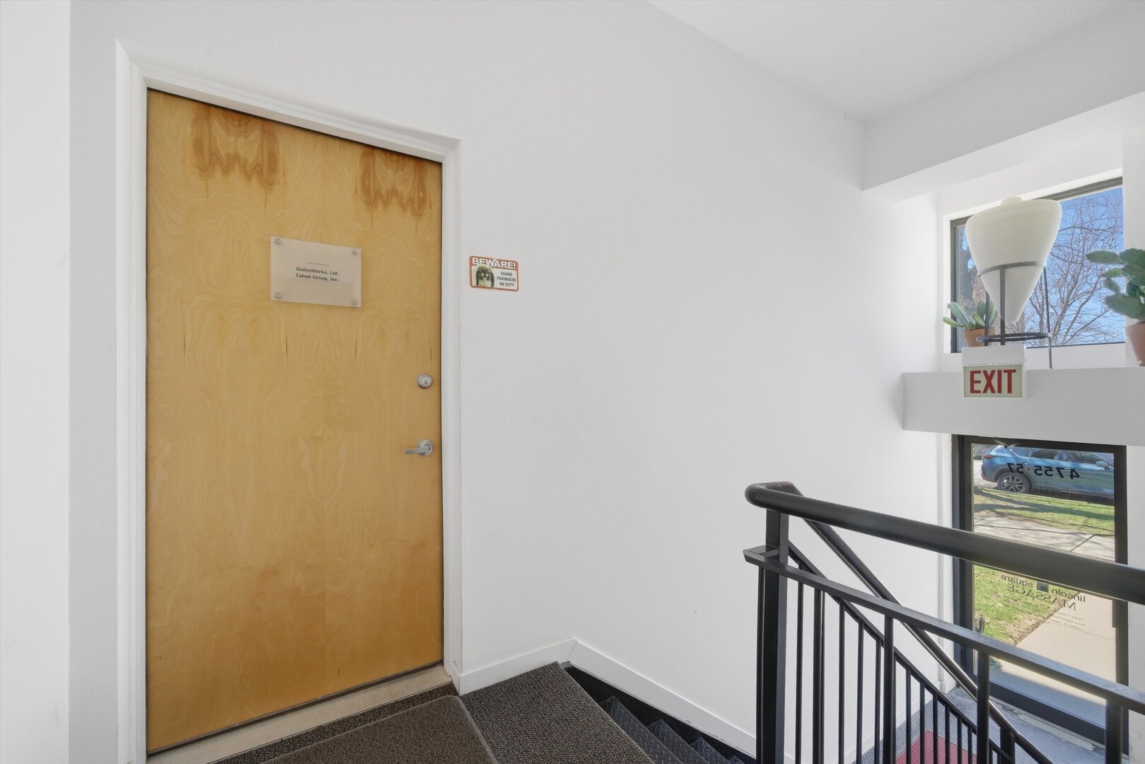 1733 West Lawrence Avenue Chicago IL 60640