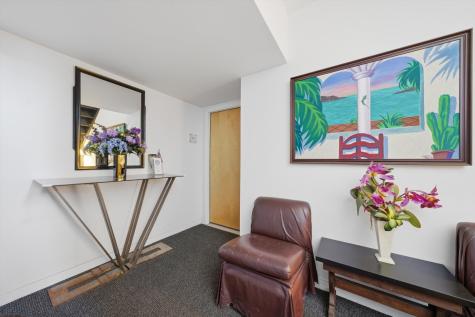 1733 West Lawrence Avenue Chicago IL 60640