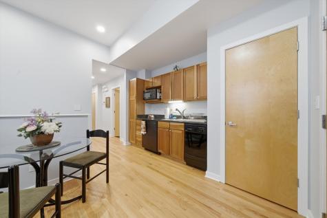 1733 West Lawrence Avenue Chicago IL 60640