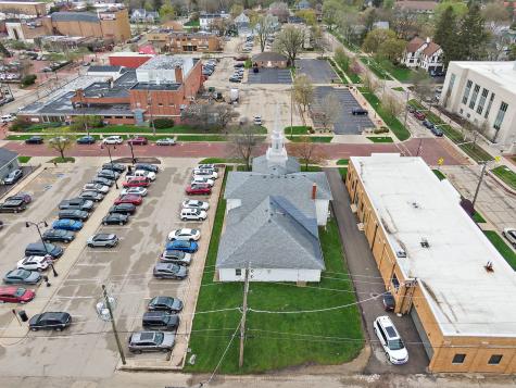 220 North 3rd Street Dekalb IL 60115