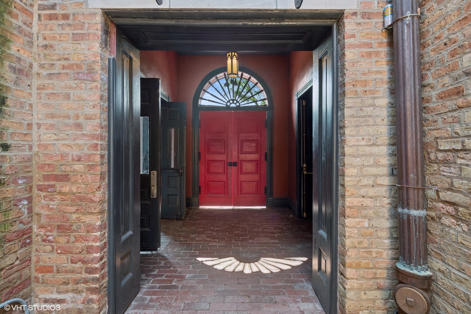 201 South Ashland Avenue Chicago IL 60607