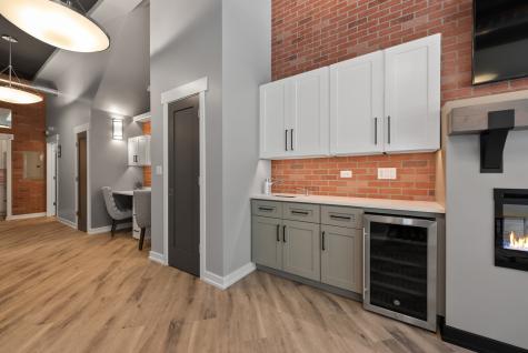 2136 West Belmont Avenue Chicago IL 60618