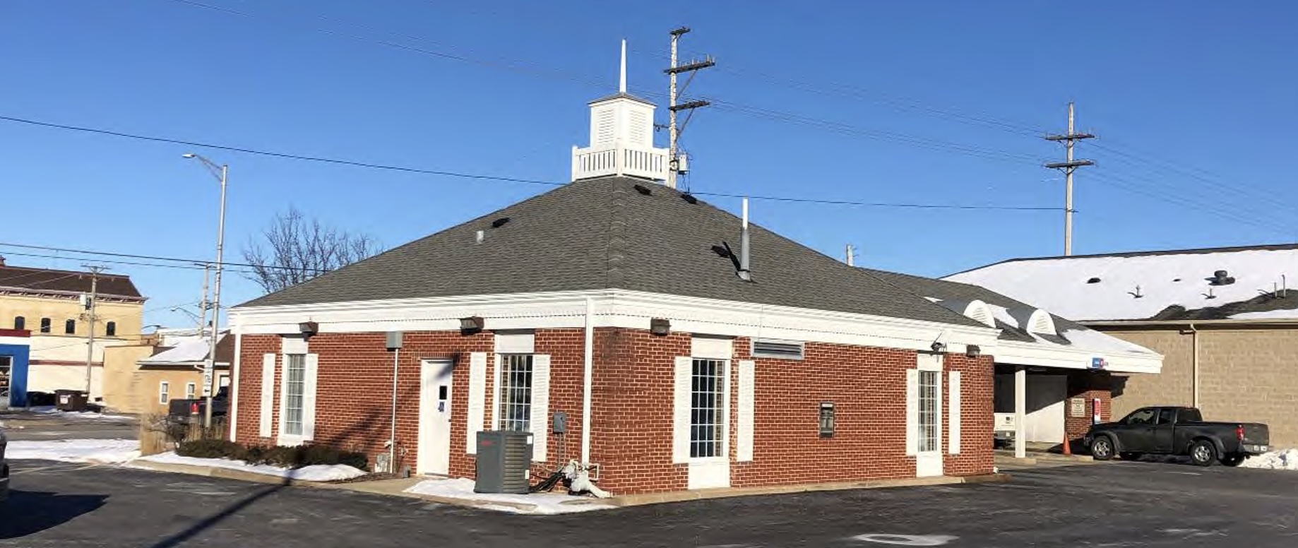 123 West Grant Highway Marengo IL 60152