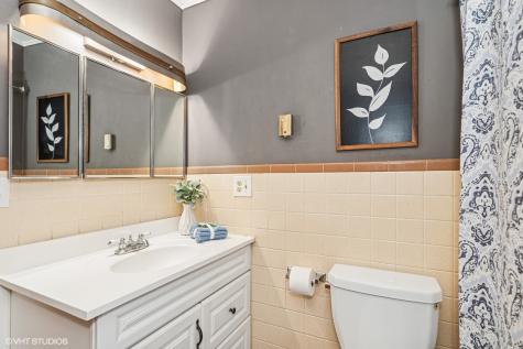 1224 North Green Street Mchenry IL 60050