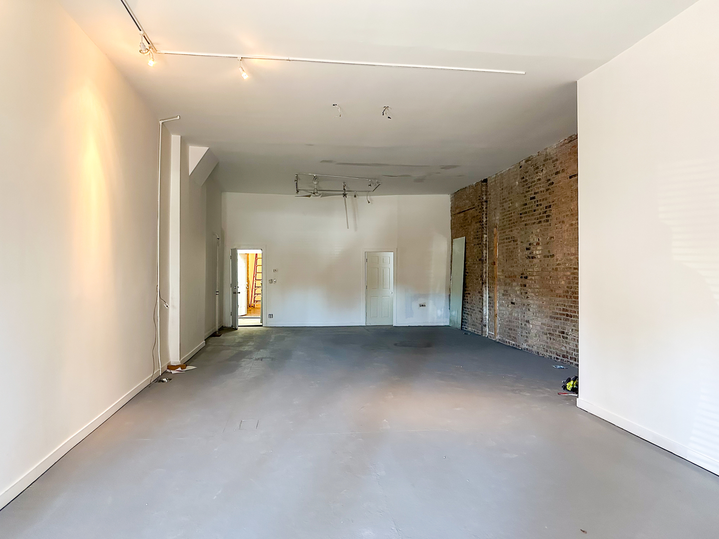 8714 South Commercial Avenue Chicago IL 60617
