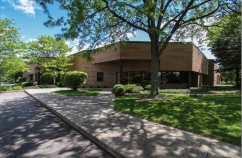 252 Chaddick Drive Wheeling IL 60090