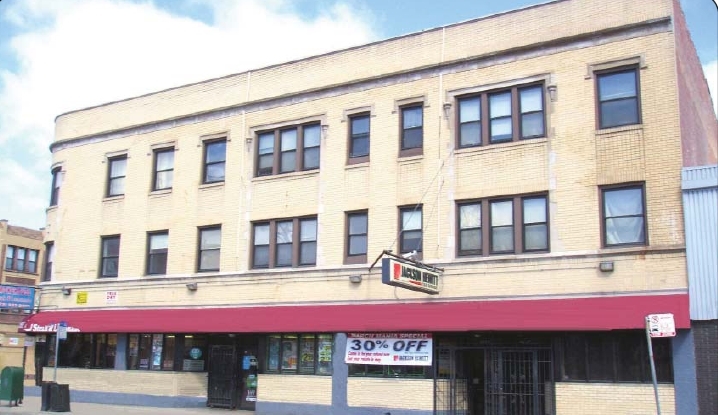 7847 South Essex Avenue Chicago IL 60649