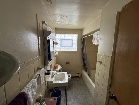 60 East 138th Street Riverdale IL 60827