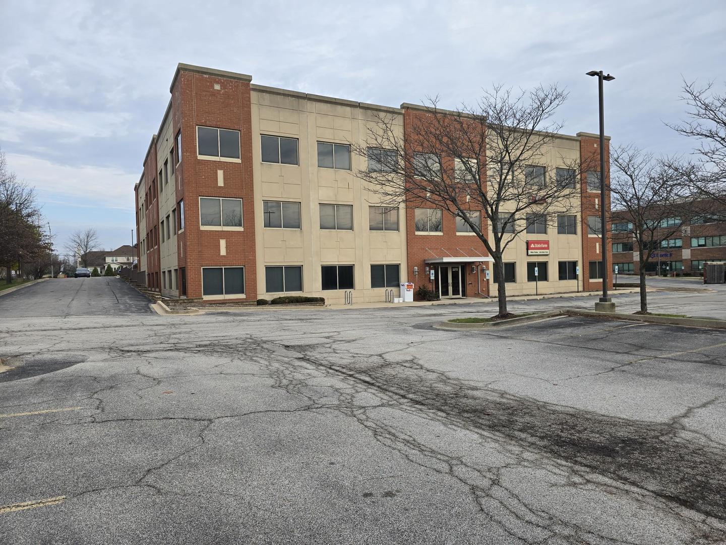 2272 95TH Street Naperville IL 60564