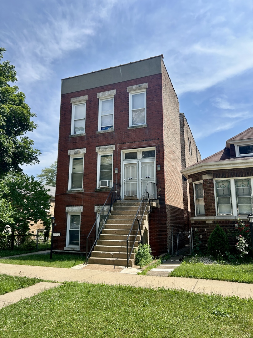 735 East 88th Street Chicago IL 60619