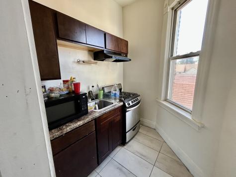 735 East 88th Street Chicago IL 60619