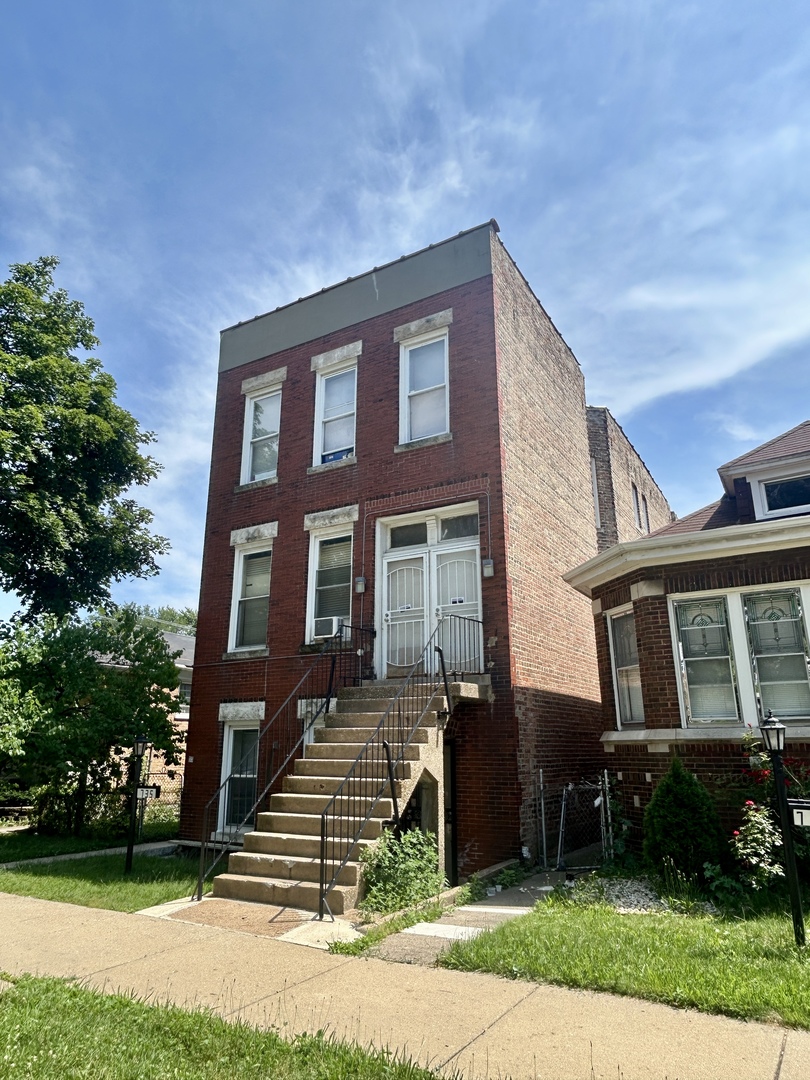 735 East 88th Street Chicago IL 60619