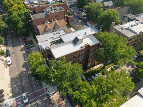 4856 North Damen Avenue Chicago IL 60625
