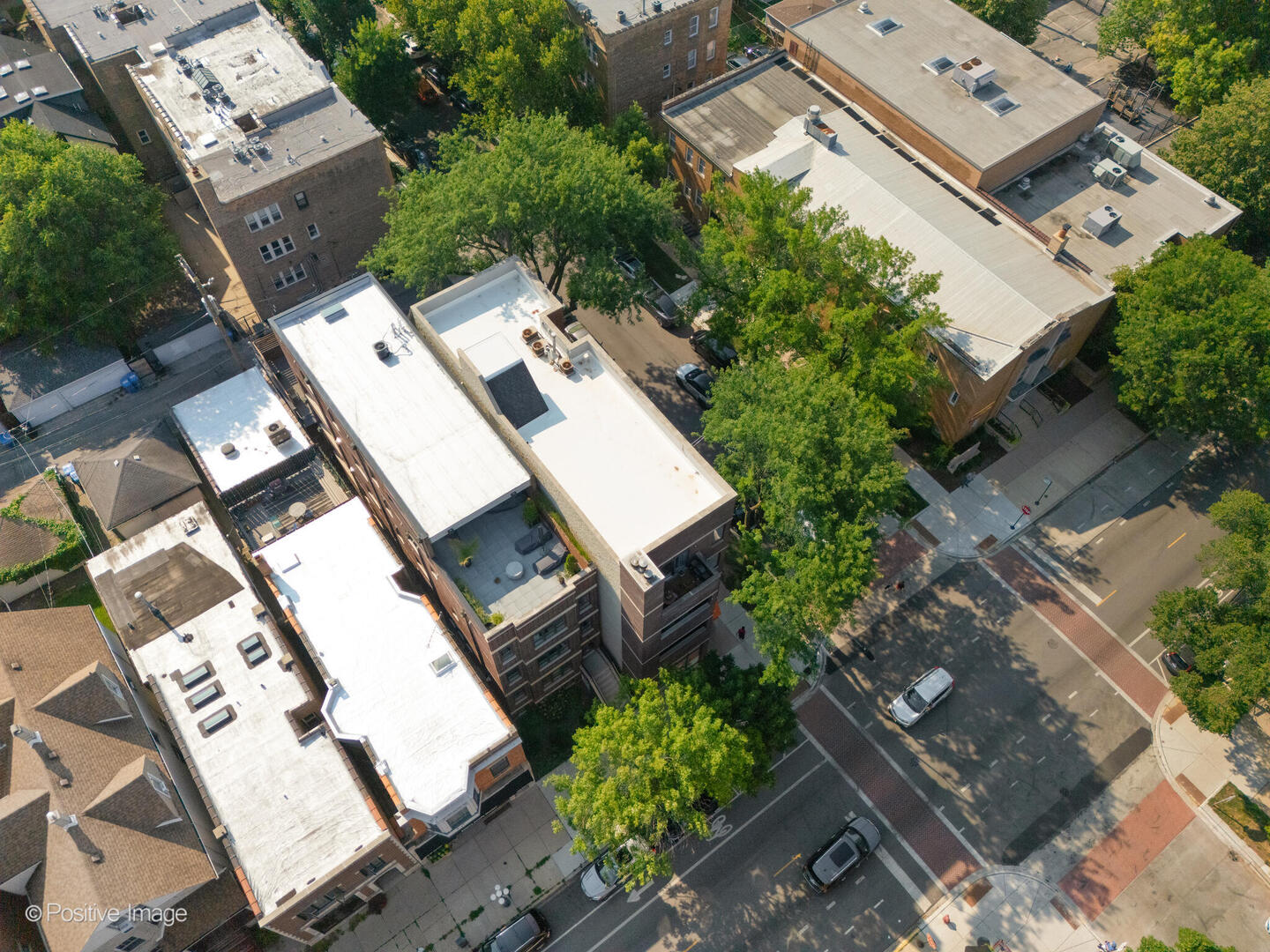 4856 North Damen Avenue Chicago IL 60625