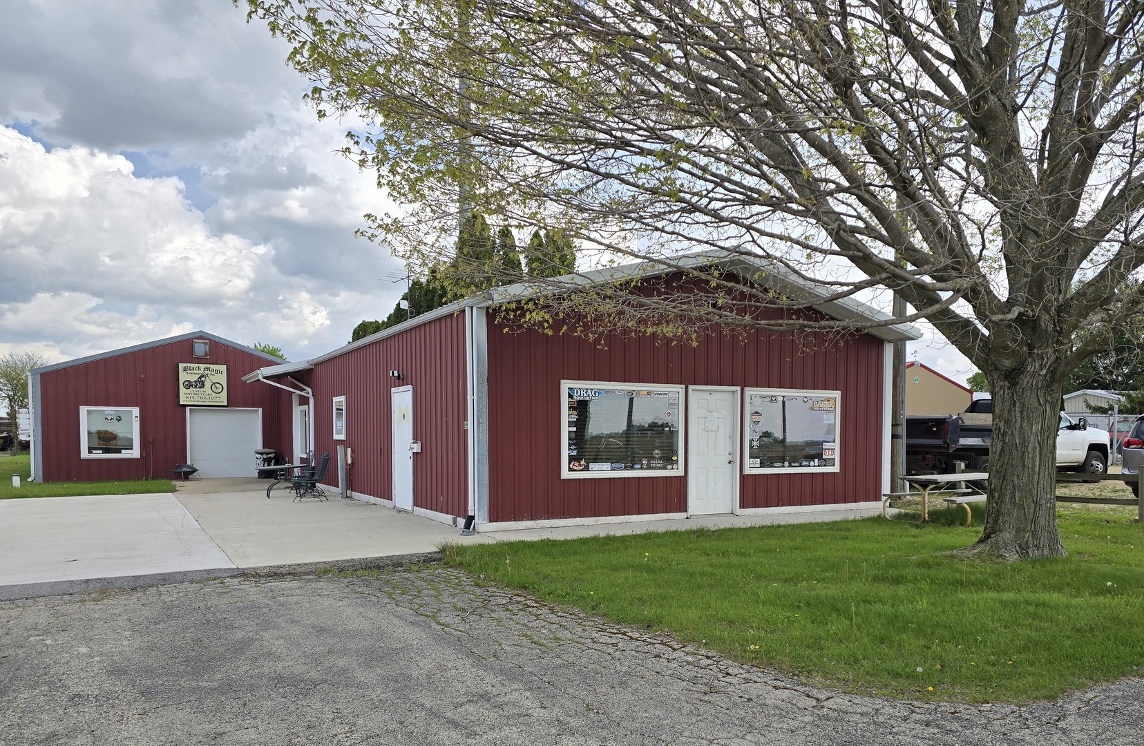 4686 East 29th Road Sandwich IL 60548