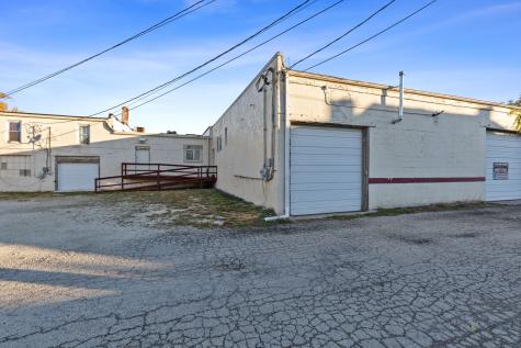 242 Jeffery Street Kankakee IL 60901