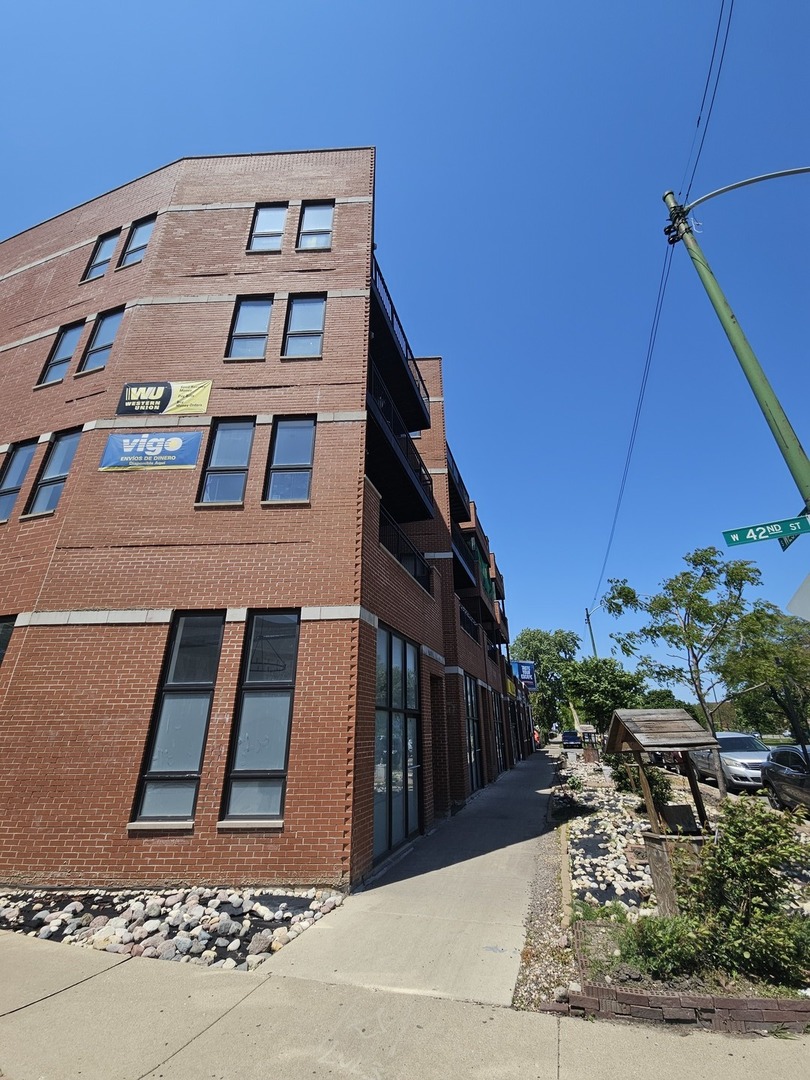 4152 South Western Avenue Chicago IL 60609