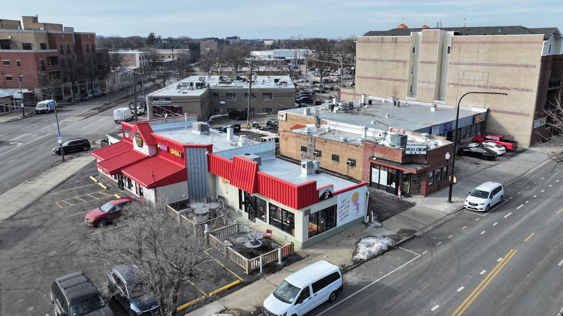 5737 North Lincoln Avenue Chicago IL 60659
