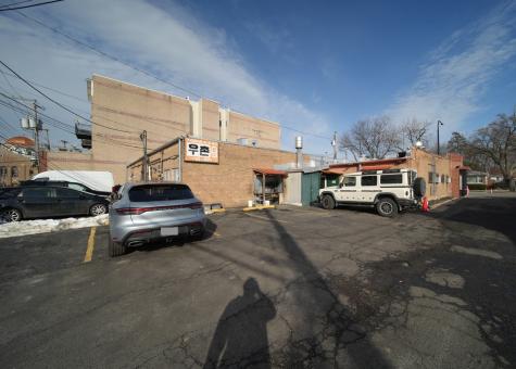 5737 North Lincoln Avenue Chicago IL 60659