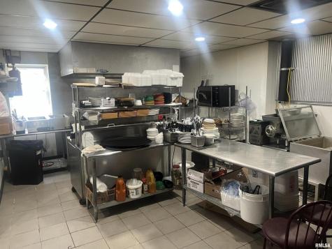 1112 4TH Street Fulton IL 61252