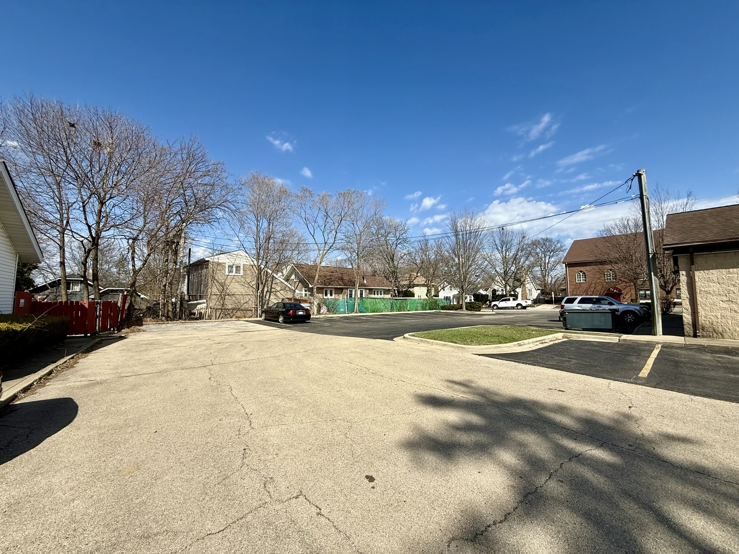 818 East New York Street Aurora IL 60505