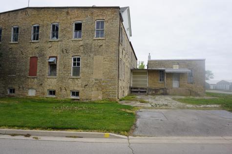 203 West 2nd Street Gilman IL 60938