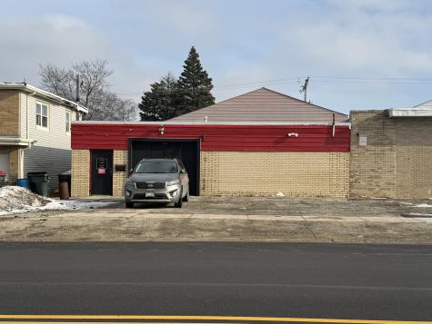 2103 - 2105 Galilee Avenue Zion IL 60099