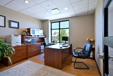 25 East Main Street Roselle IL 60172