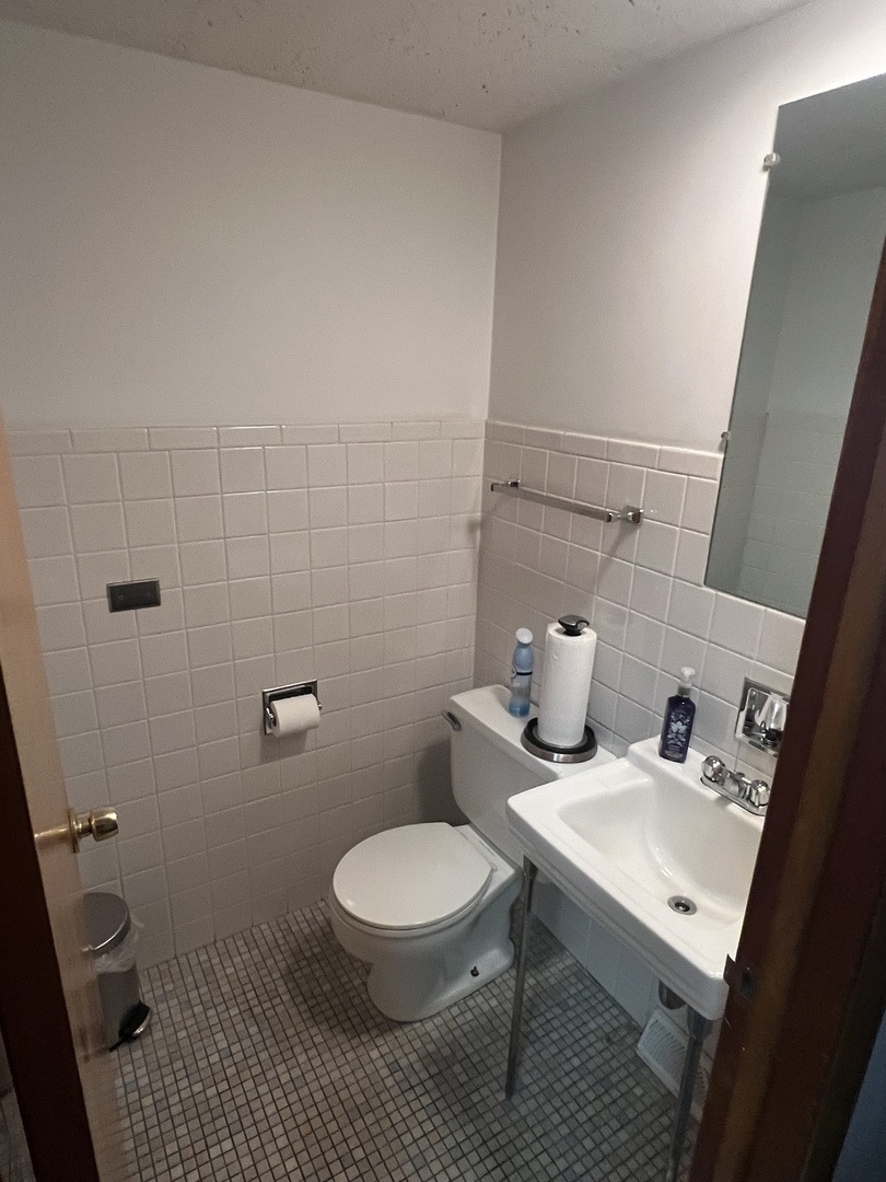 4746-48 North Milwaukee Avenue Chicago IL 60630