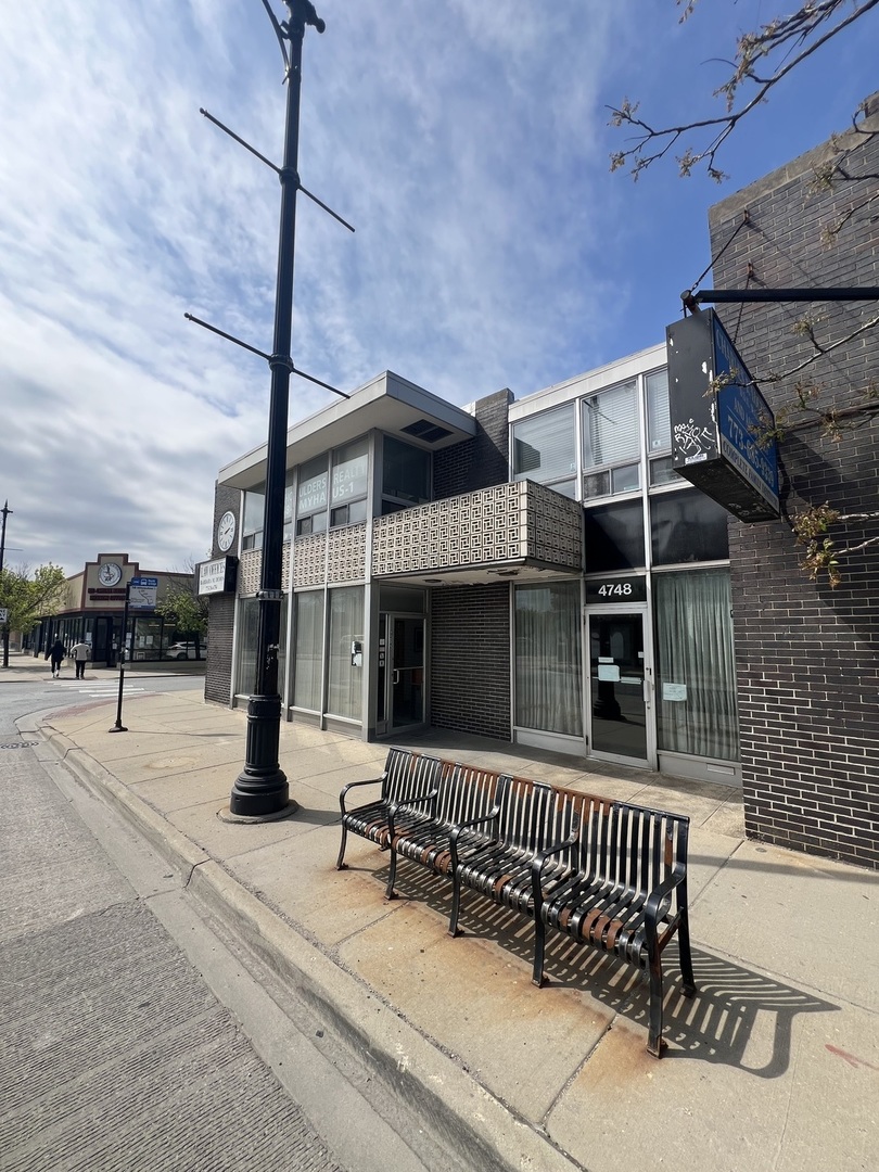 4746-48 North Milwaukee Avenue Chicago IL 60630
