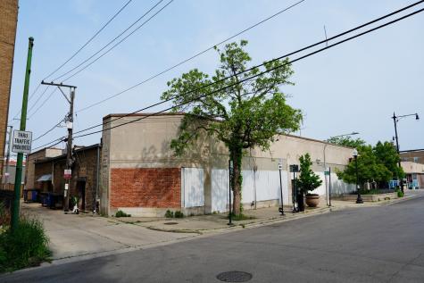 2001 West Howard Street Chicago IL 60645