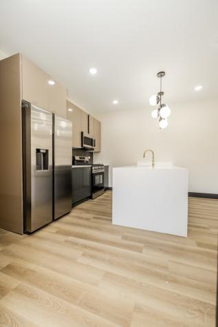 5637-43 South Prairie Avenue Chicago IL 60637
