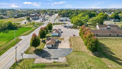 124 East Oak Knoll Drive Hampshire IL 60140