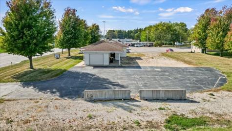 124 East Oak Knoll Drive Hampshire IL 60140