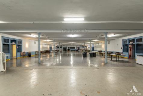 7851 South Jeffery Boulevard Chicago IL 60649