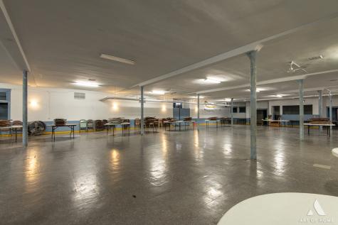 7851 South Jeffery Boulevard Chicago IL 60649