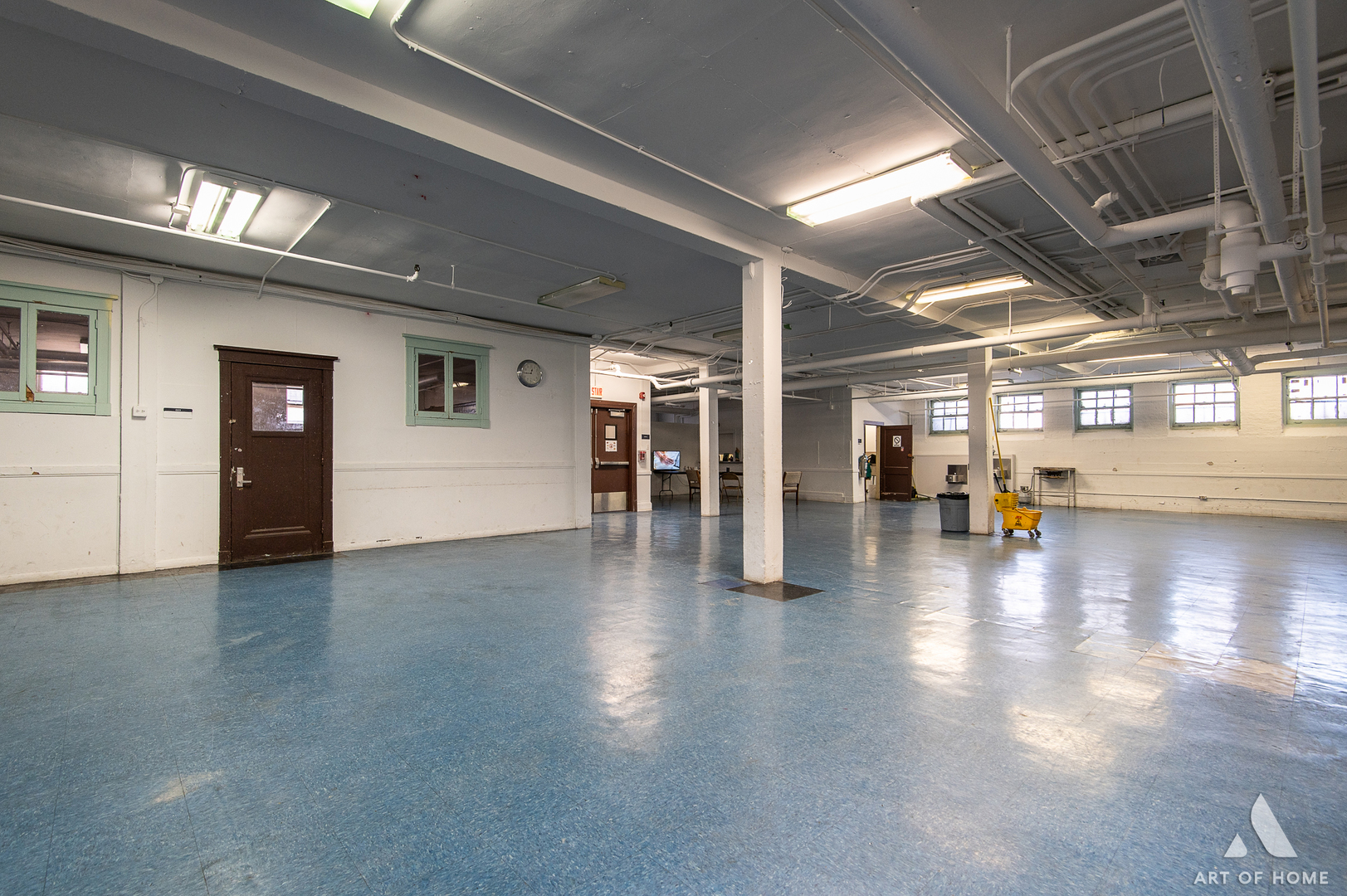 7851 South Jeffery Boulevard Chicago IL 60649