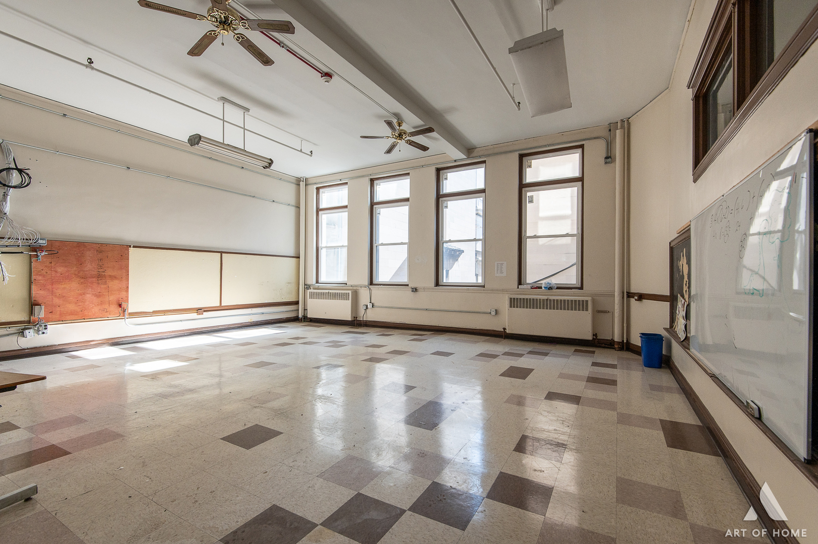 7851 South Jeffery Boulevard Chicago IL 60649