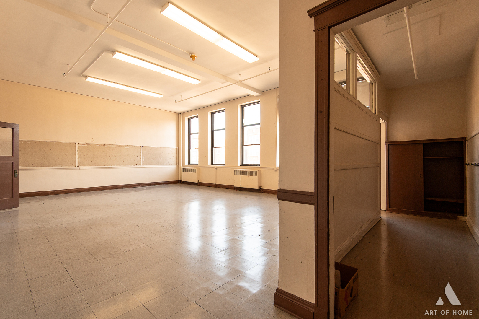7851 South Jeffery Boulevard Chicago IL 60649