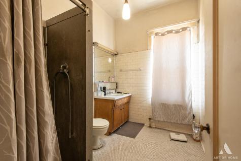 7851 South Jeffery Boulevard Chicago IL 60649