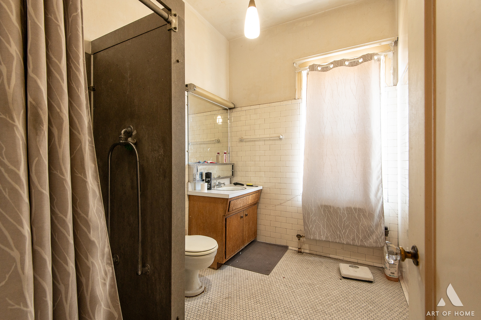 7851 South Jeffery Boulevard Chicago IL 60649