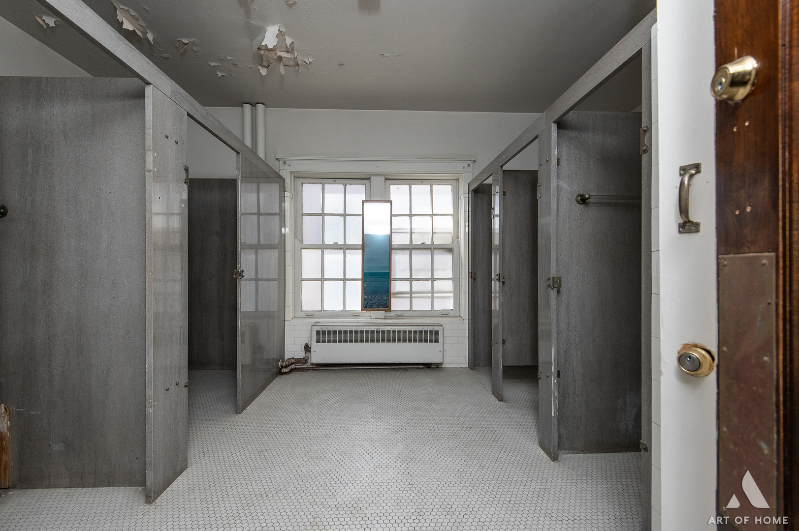7851 South Jeffery Boulevard Chicago IL 60649